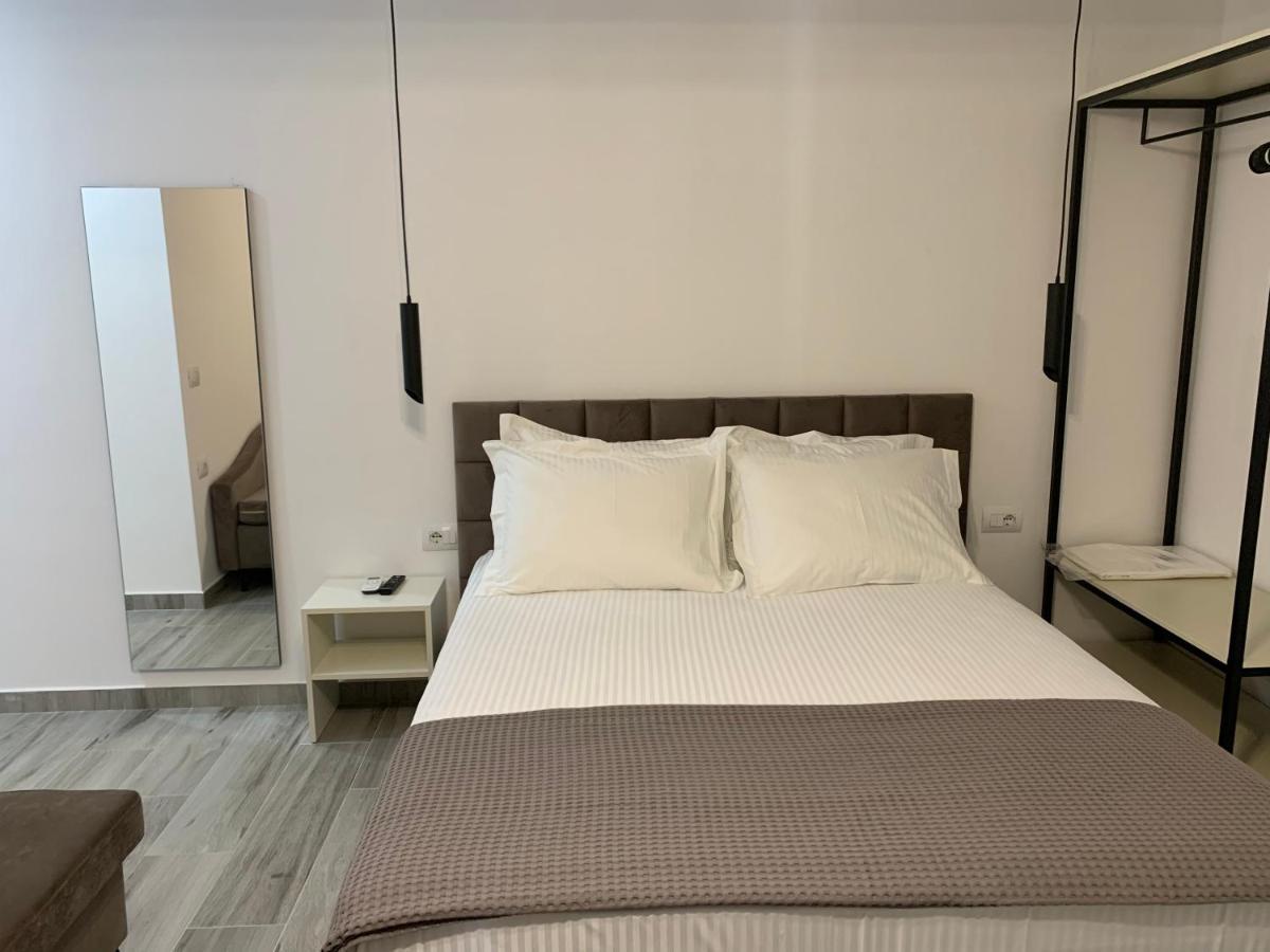 Kekezis Apartments Saranda Zewnętrze zdjęcie